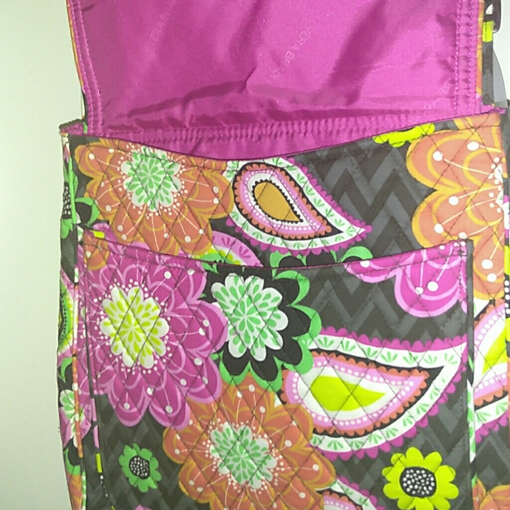 Vera Bradley messenger bag - Picture 2 of 3